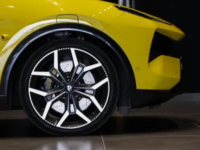 2024 لوتس اليترا ار