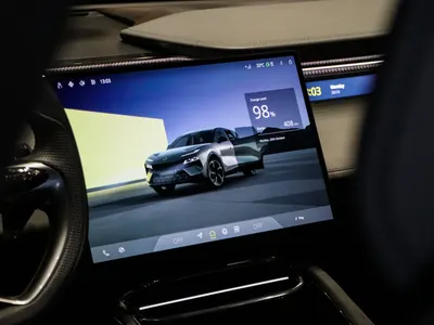 2024 لوتس اليترا ار