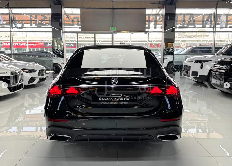 2025 مرسيدس - بنز إي 200
