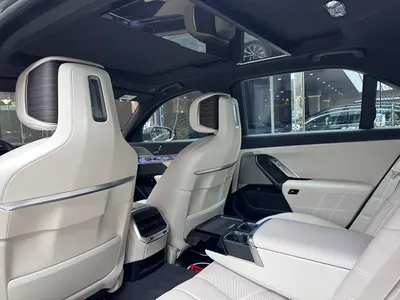 2024 بي ام دبليو الفئة السابعة 735أي