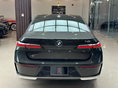 2024 بي ام دبليو الفئة السابعة 735أي