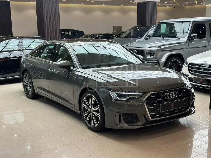 2025 اودي اي 6 اس لاين