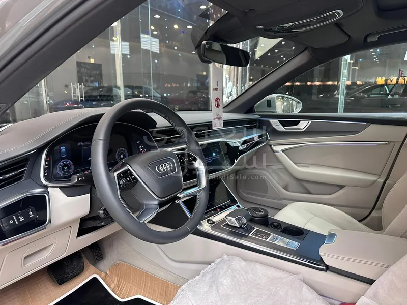 2025 اودي اي 6 اس لاين