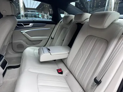 2025 اودي اي 6 اس لاين