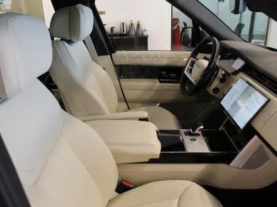 2026 لاند روفر رينج روفر اوتوبيوغرافي