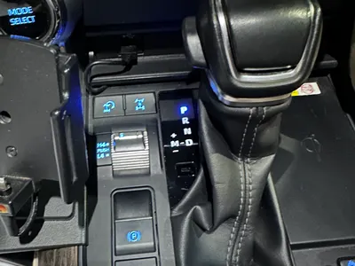 2022 تويوتا لاند كروزر في اكس اي