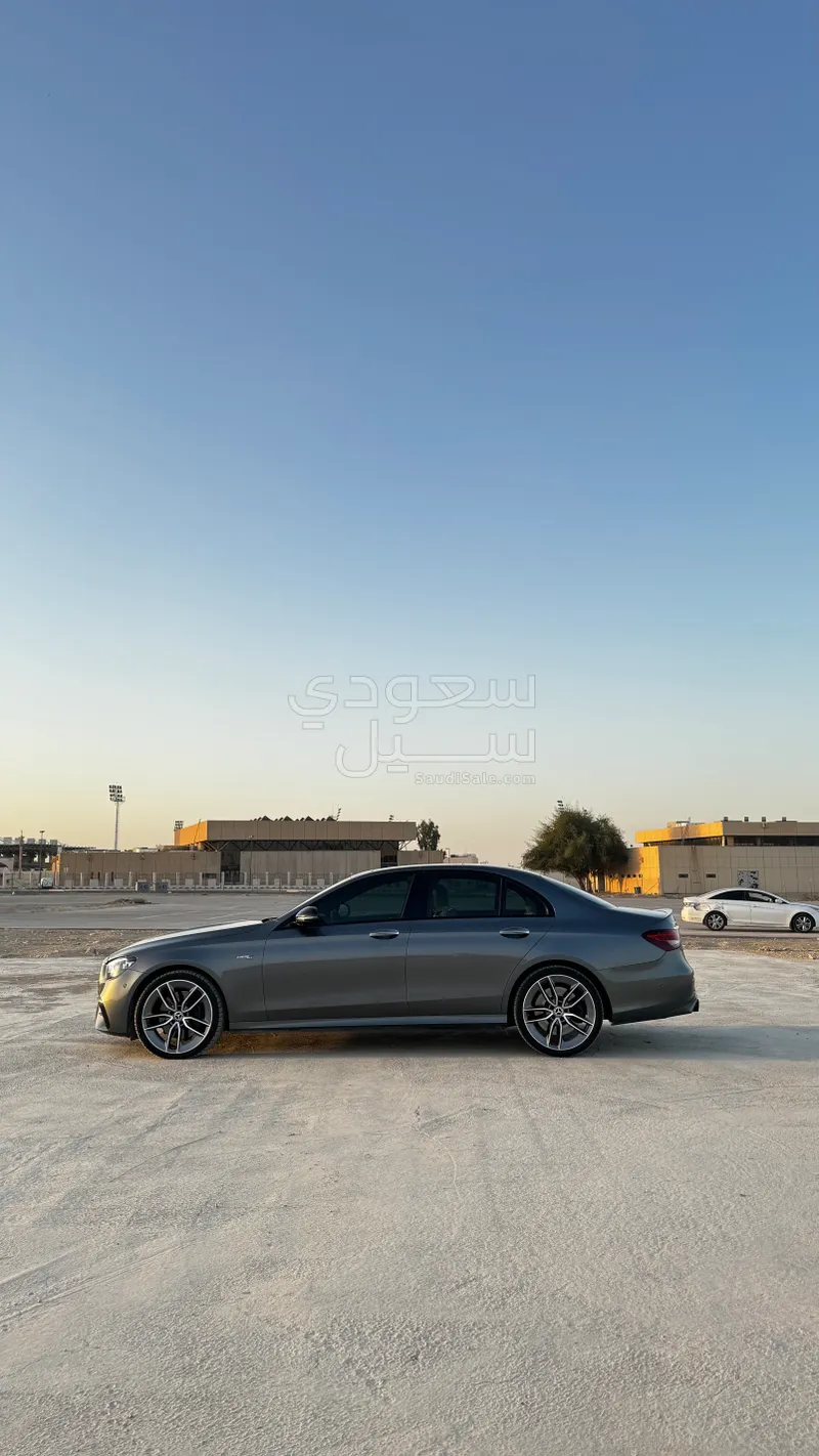 2017 مرسيدس - بنز إي 43 أي إم جي