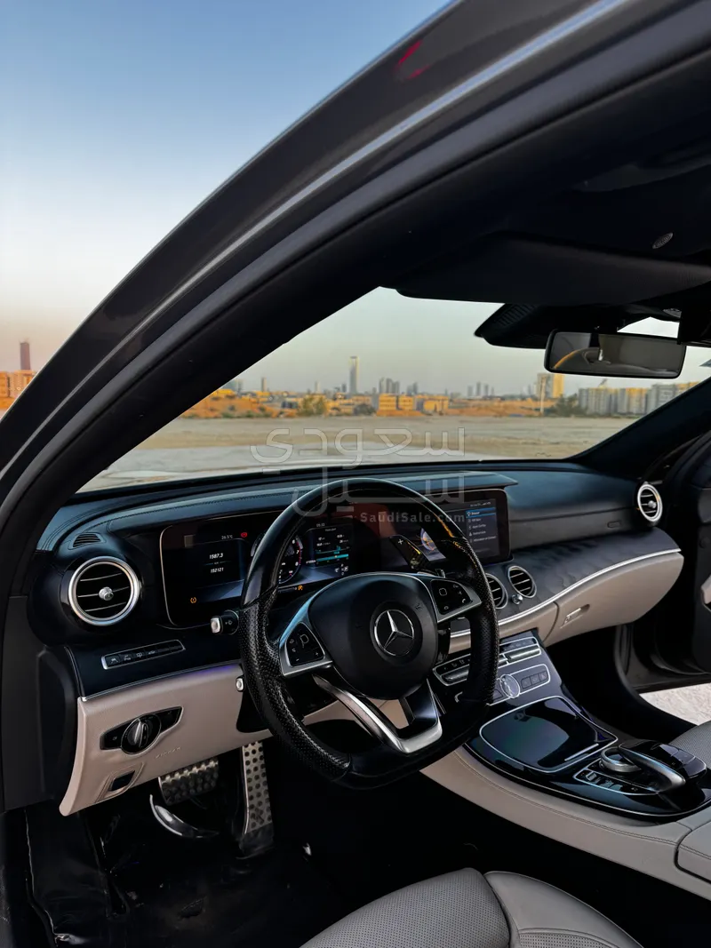 2017 مرسيدس - بنز إي 43 أي إم جي