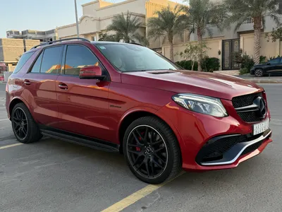 2017 مرسيدس - بنز جي إل إي 63إس أي إم جي