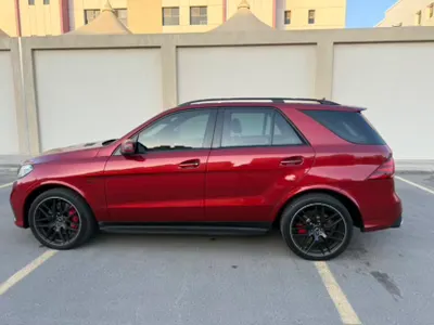 2017 مرسيدس - بنز جي إل إي 63إس أي إم جي