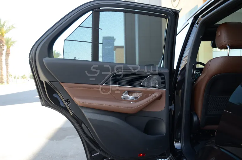 2024 مرسيدس - بنز جي إل إي 450