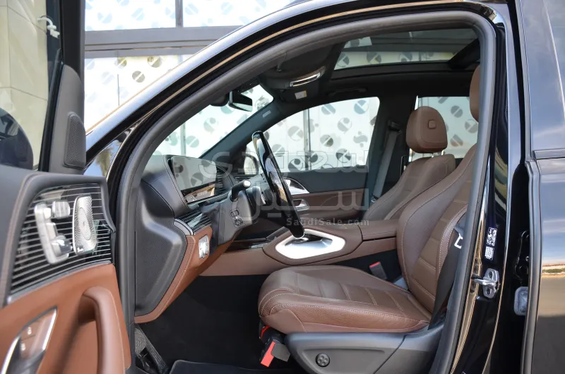 2024 مرسيدس - بنز جي إل إي 450