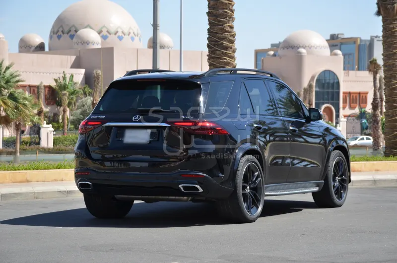 2024 مرسيدس - بنز جي إل إي 450