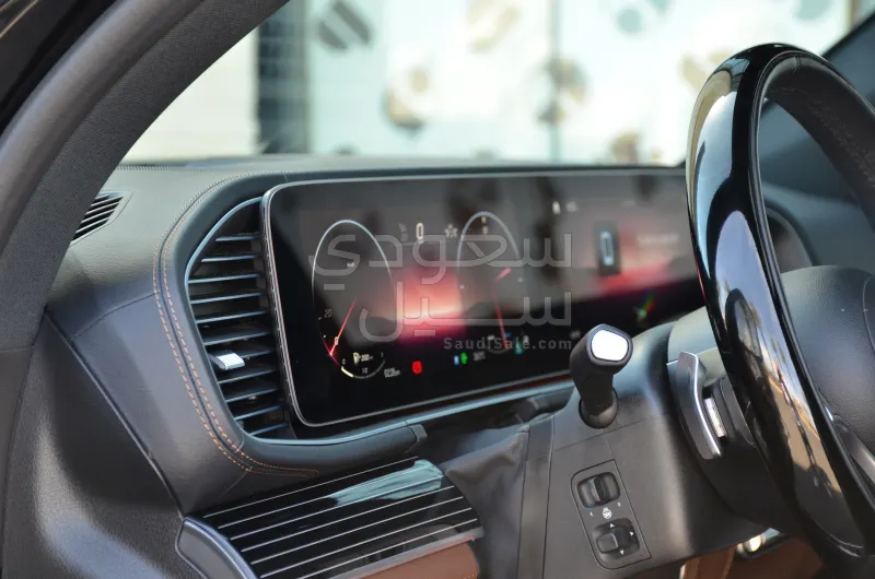 2024 مرسيدس - بنز جي إل إي 450