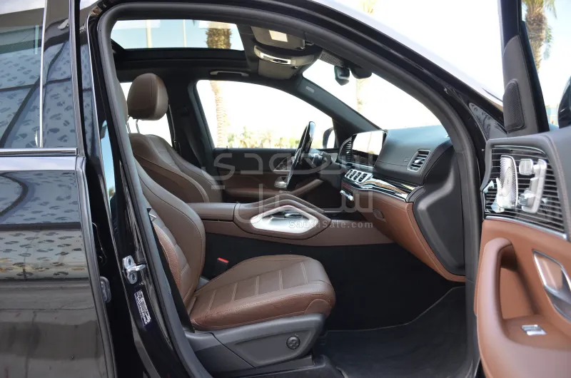 2024 مرسيدس - بنز جي إل إي 450