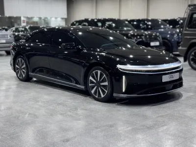 2024 لوسيد اير بيور