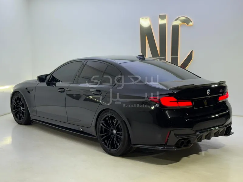 2023 بي ام دبليو الفئة ام إم 5 كومبيتيشن