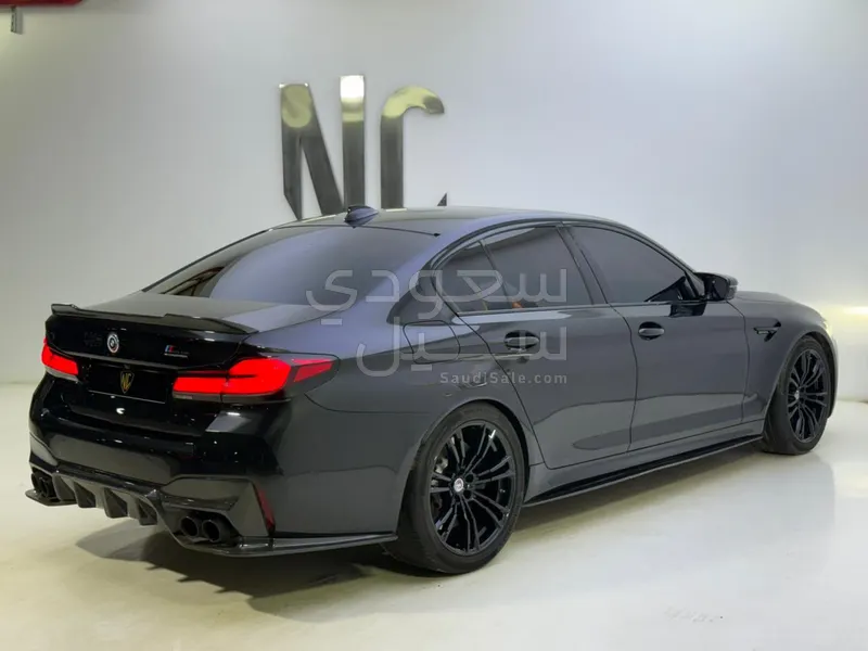 2023 بي ام دبليو الفئة ام إم 5 كومبيتيشن