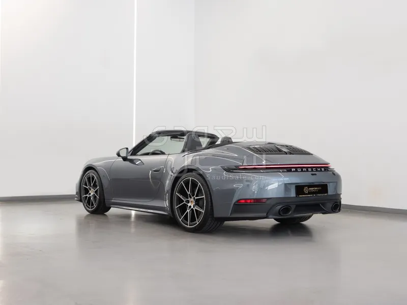 2026 بورش 911 كاريرا كابريوليه