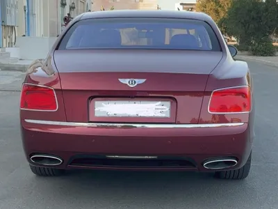 2015 بنتلي كونتيننتل فلاينج سبير الاصدار الاول