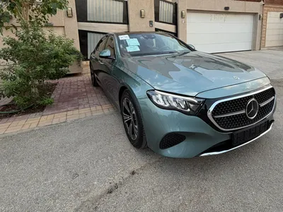 2025 مرسيدس - بنز إي 200