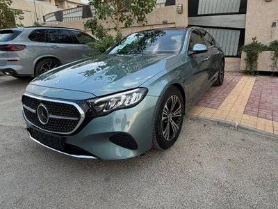 2025 مرسيدس - بنز إي 200