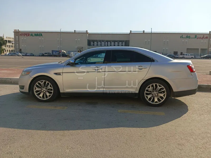 2013 Ford Taurus SHO