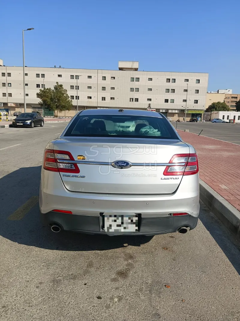 2013 Ford Taurus SHO
