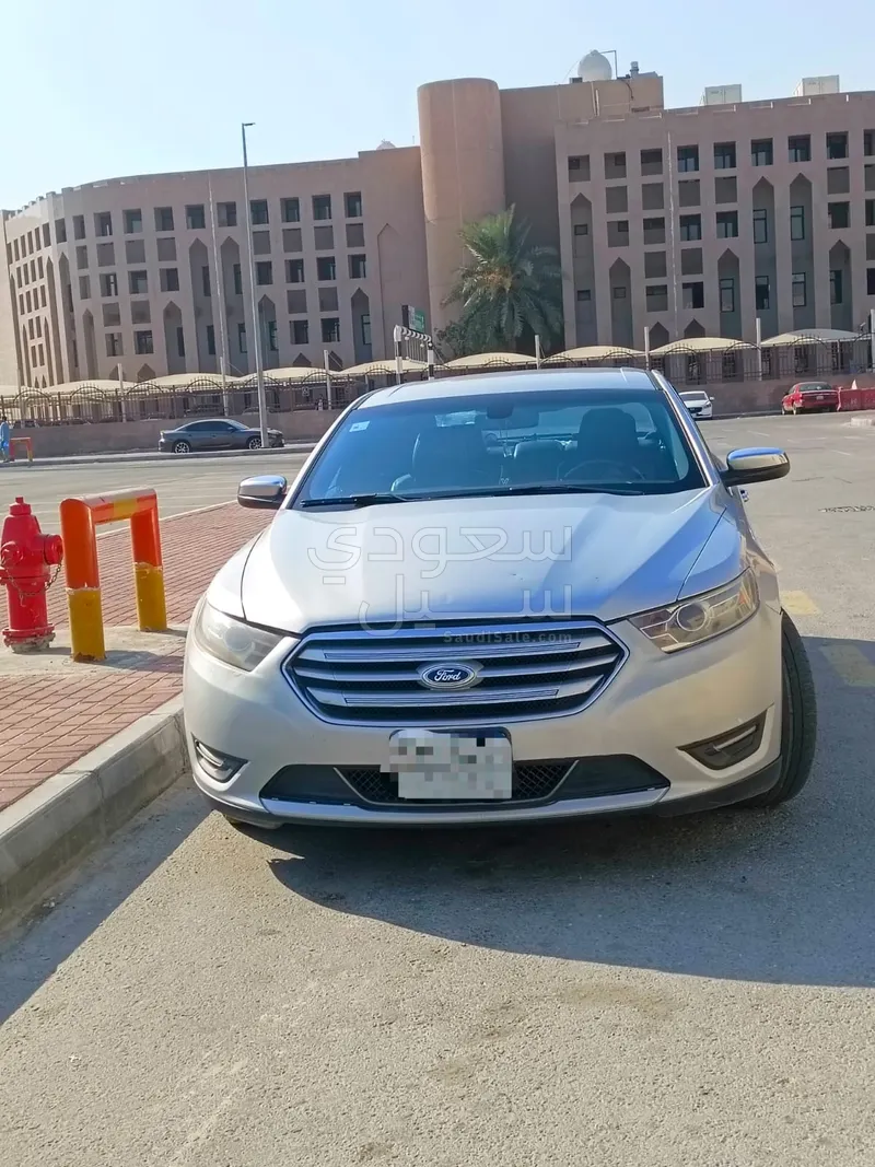 2013 Ford Taurus SHO