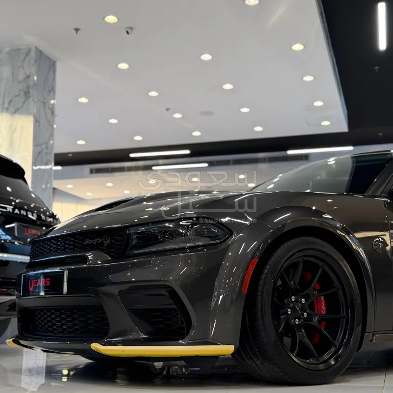 2023 دودج تشارجر اس ار تي