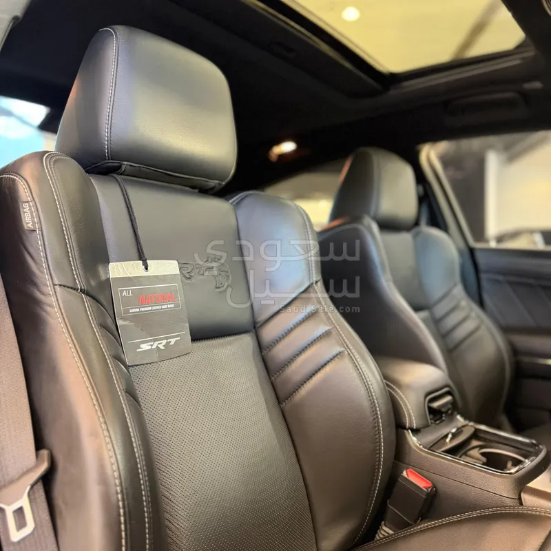 2023 دودج تشارجر اس ار تي