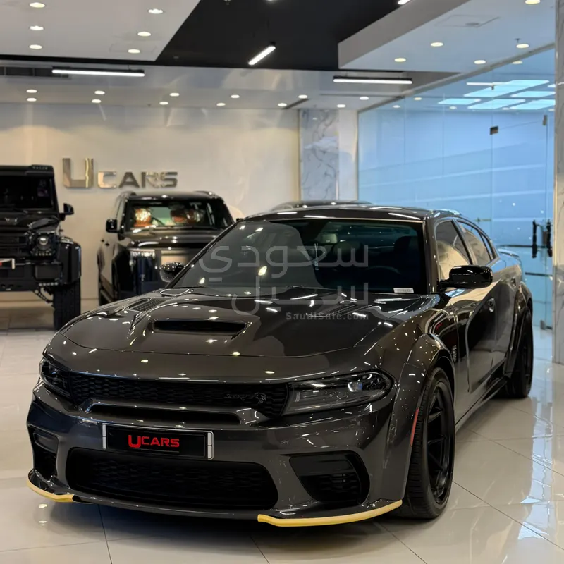 2023 دودج تشارجر اس ار تي