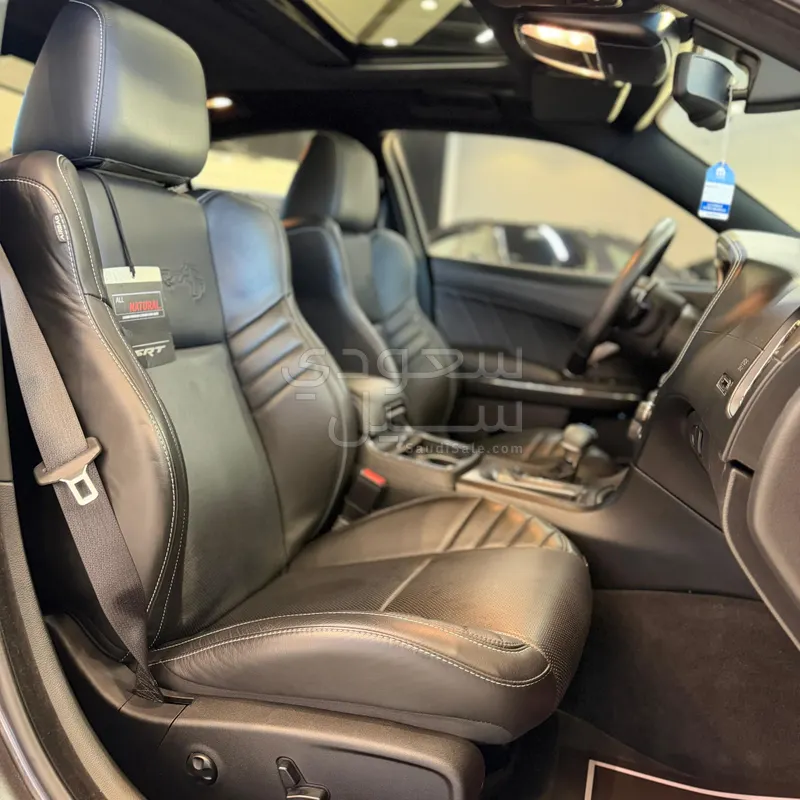 2023 دودج تشارجر اس ار تي