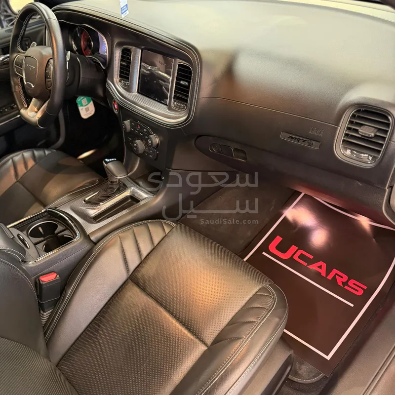 2023 دودج تشارجر اس ار تي