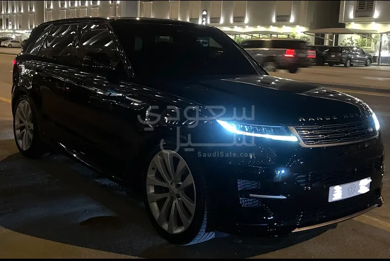 2023 لاند روفر رينج روفر سبورت اس اي