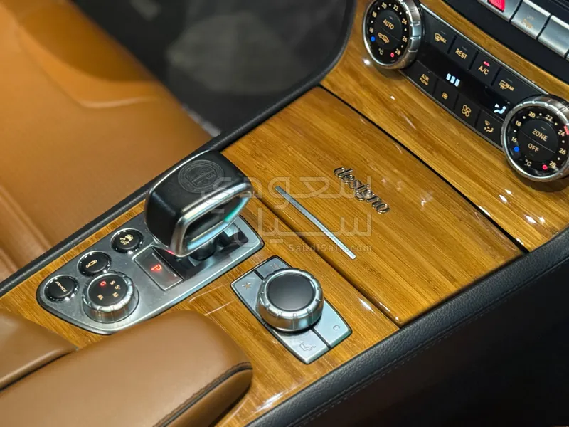 2015 مرسيدس - بنز إس إل 63 أي إم جي