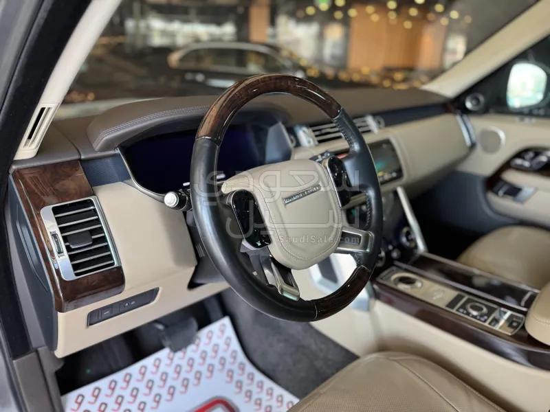 2019 لاند روفر رينج روفر فوج