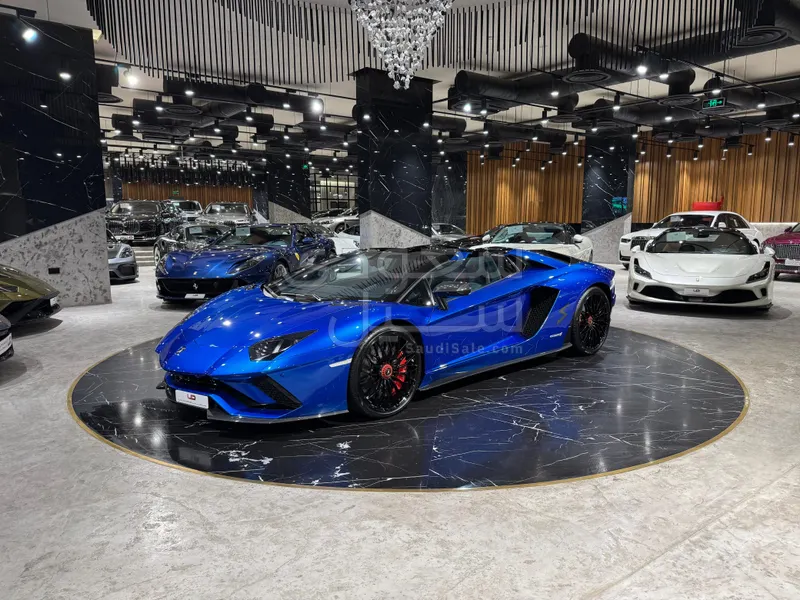 2019 لمبرجيني افنتادور اس