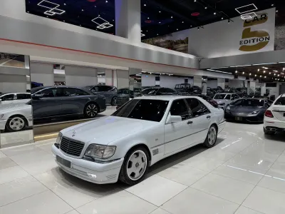 1993 مرسيدس - بنز إس 300