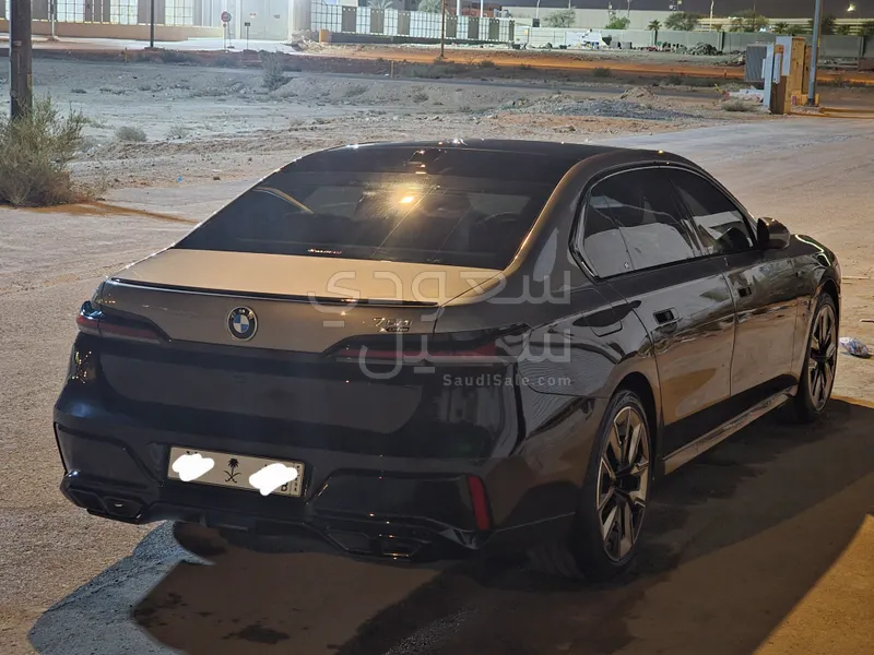 2023 بي ام دبليو الفئة السابعة 760أي