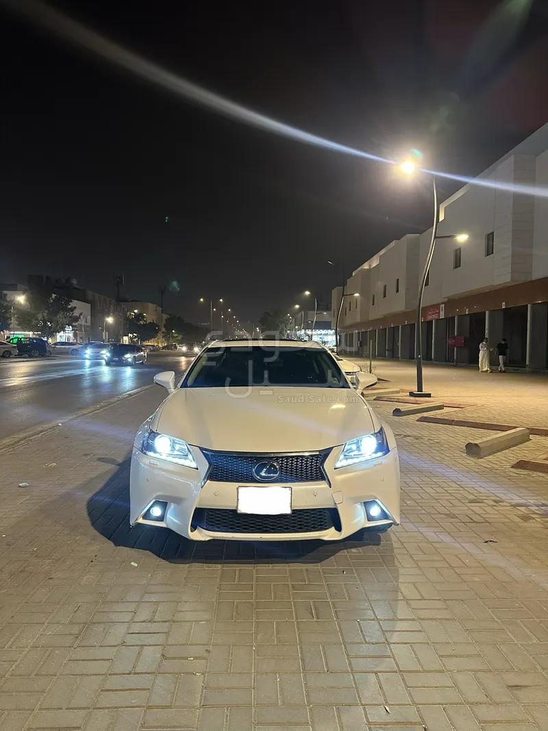 2012 لكزس جي إس 350