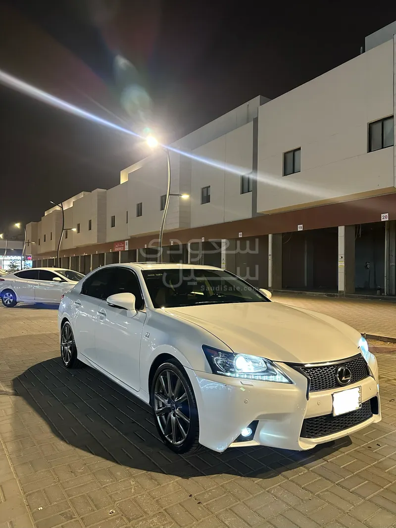 2012 لكزس جي إس 350