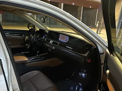 2012 لكزس جي إس 350