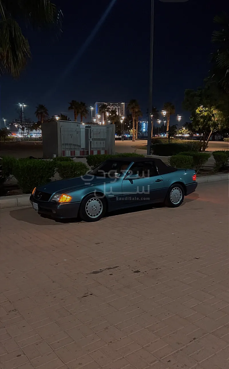 1991 مرسيدس - بنز إس إل 300