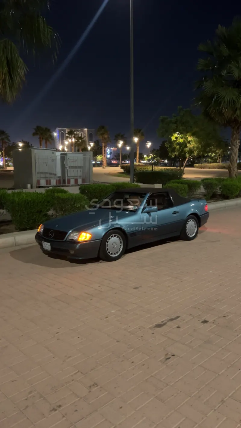 1991 مرسيدس - بنز إس إل 300