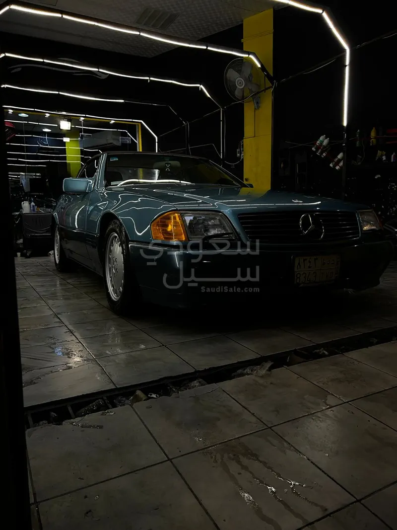 1991 مرسيدس - بنز إس إل 300