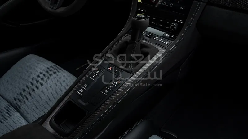 2025 بورش كايمان جي تي 4 ار اس