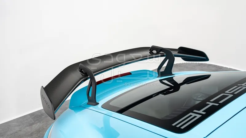 2025 بورش كايمان جي تي 4 ار اس