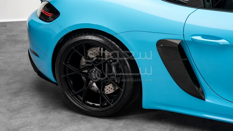 2025 بورش كايمان جي تي 4 ار اس