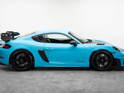 2025 بورش كايمان جي تي 4 ار اس